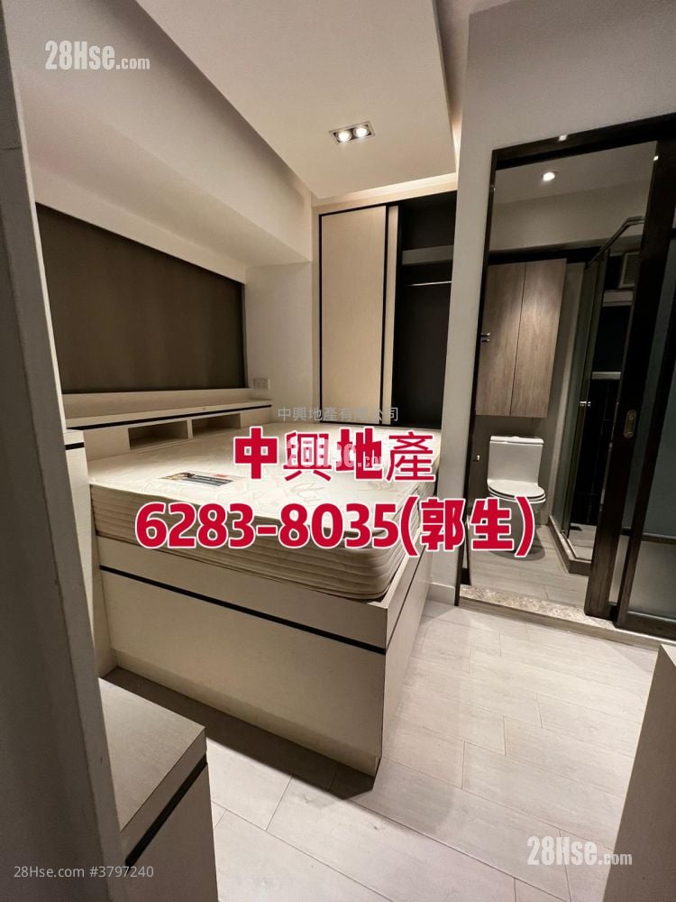 The Lodge Sell Studio , 1 Bathroom 213 ft²