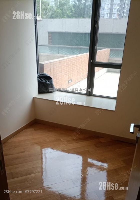 Residence 88 Rental 375 ft²