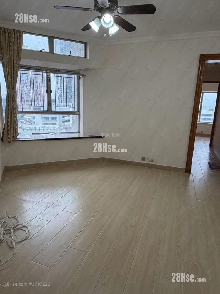 Kingswood Villas Sell 3 Bedrooms 540 ft²