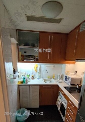 半岛豪庭 售盘 3 房 718 平方尺