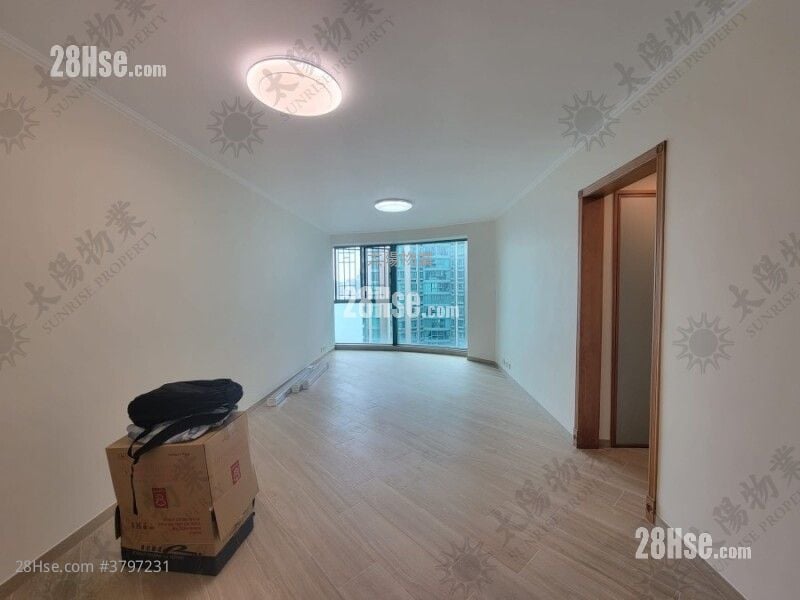 海逸豪园 售盘 3 房 886 平方尺