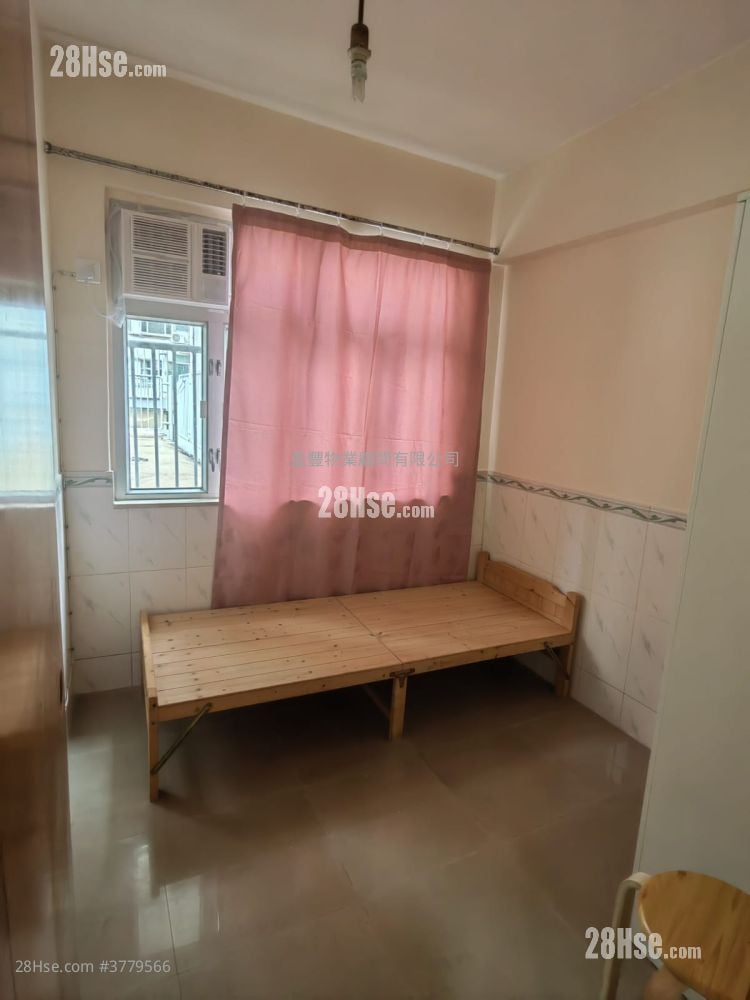 Wah To Building Rental 2 Bedrooms , 1 Bathroom 363 ft²
