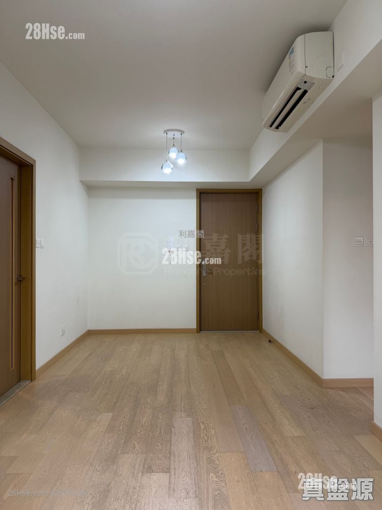 Sol City Sell 2 Bedrooms , 1 Bathroom 496 ft²