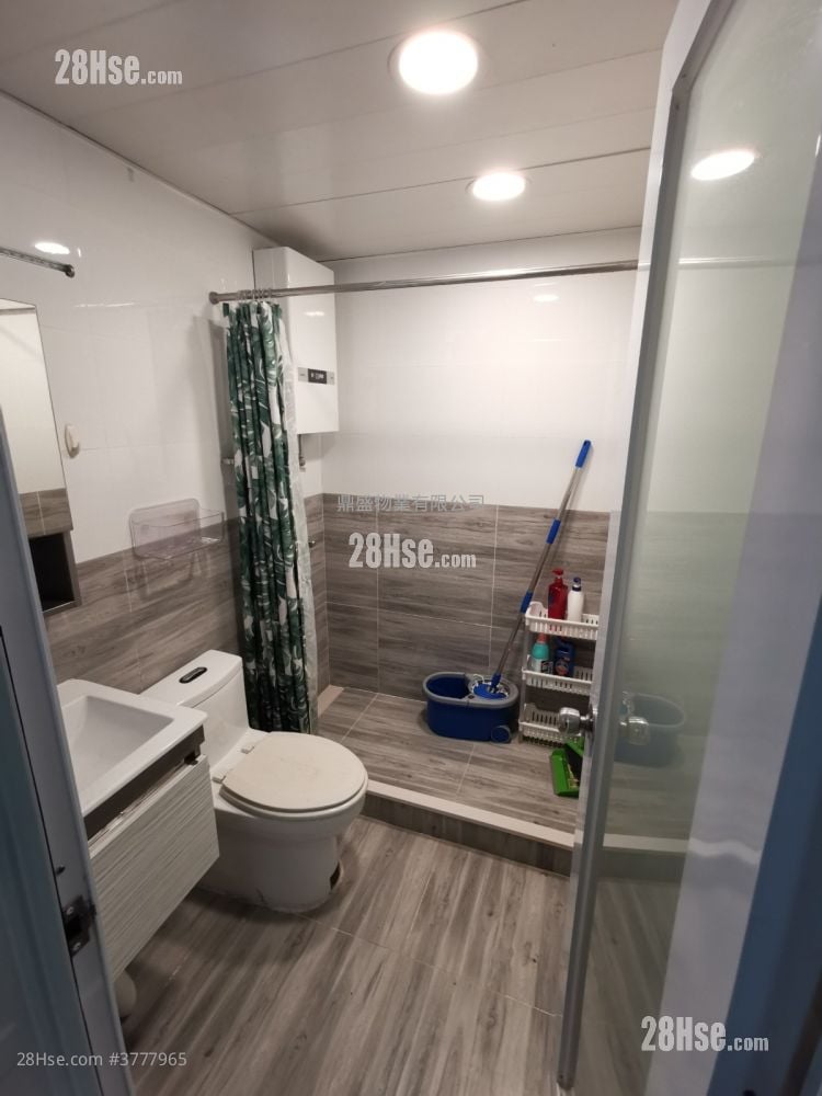 Luen Wai Apartment Rental 2 Bedrooms , 1 Bathroom 328 ft²