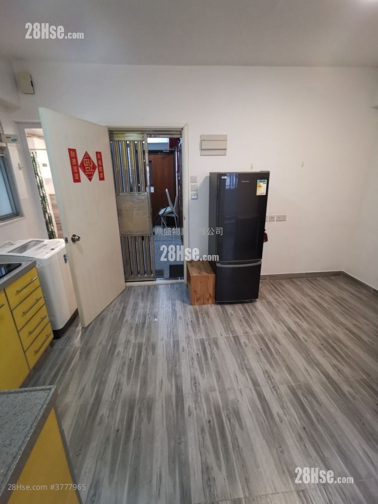 Luen Wai Apartment Rental 2 Bedrooms , 1 Bathroom 328 ft²