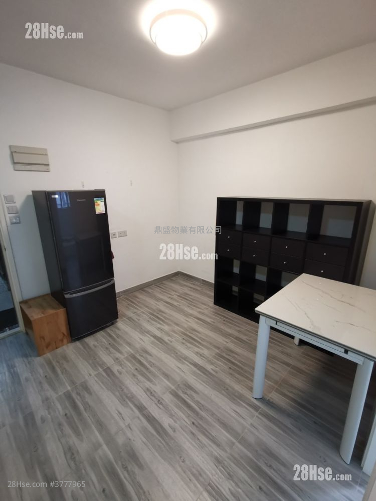 Luen Wai Apartment Rental 2 Bedrooms , 1 Bathroom 328 ft²