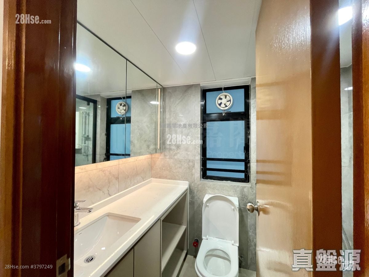 The Metro City Sell 2 Bedrooms , 1 Bathroom 406 ft²