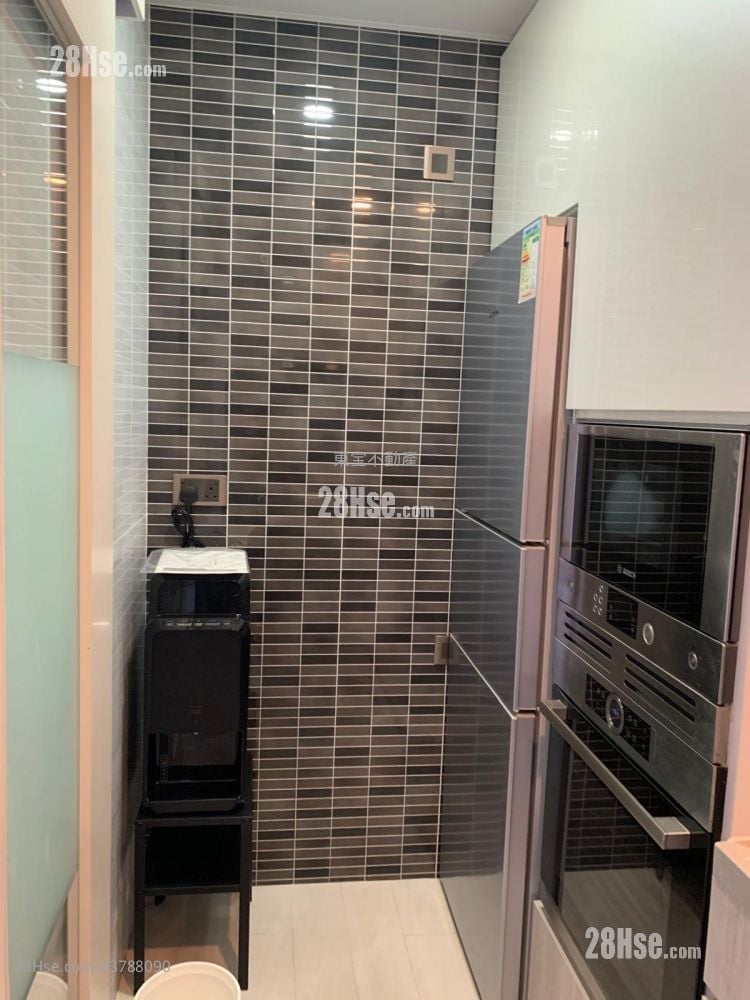 慧云峰 租盘 2 房 , 2 浴室 744 平方尺