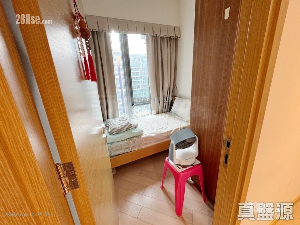 峻峦 售盘 2 房 , 1 浴室 581 平方尺