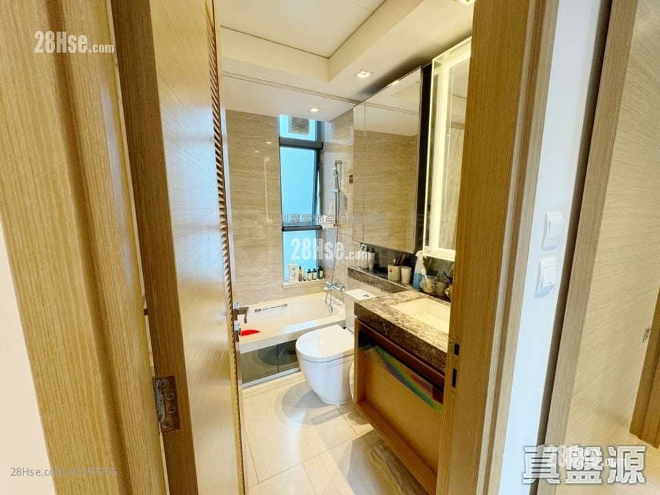 峻峦 售盘 2 房 , 1 浴室 581 平方尺