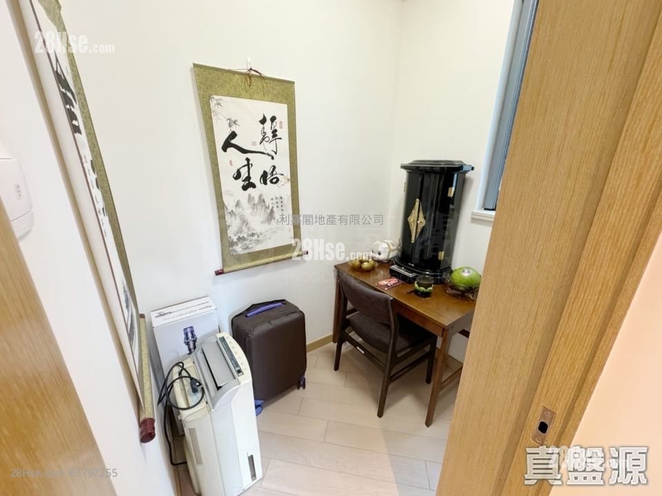 峻峦 售盘 2 房 , 1 浴室 581 平方尺