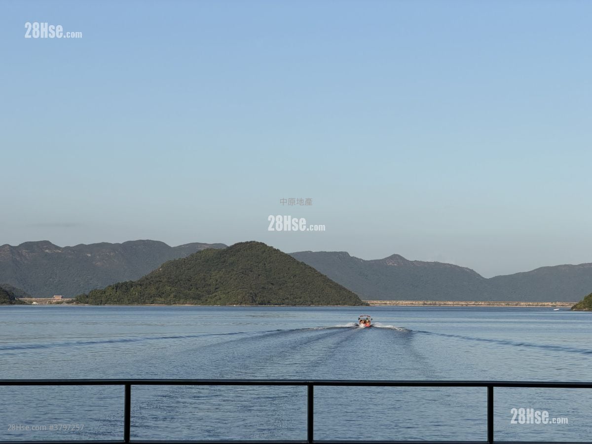 Mayfair By The Sea Sell 4 Bedrooms 1,774 ft²