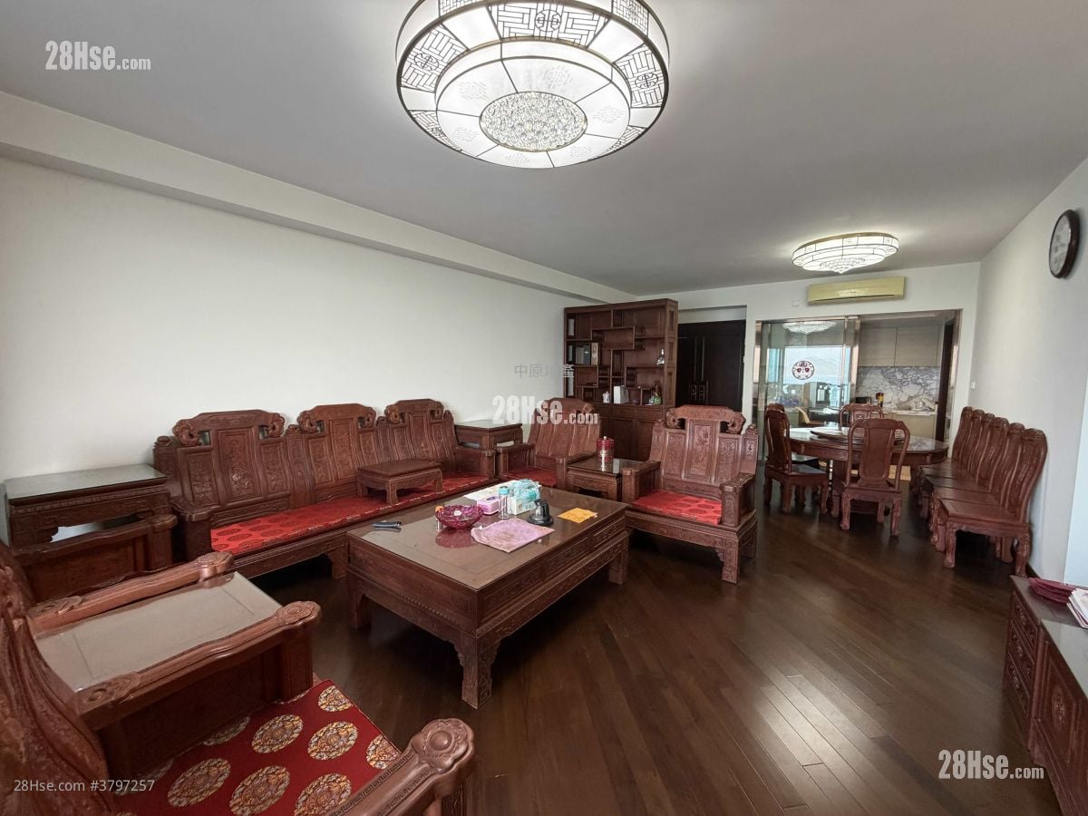 Mayfair By The Sea Sell 4 Bedrooms 1,774 ft²