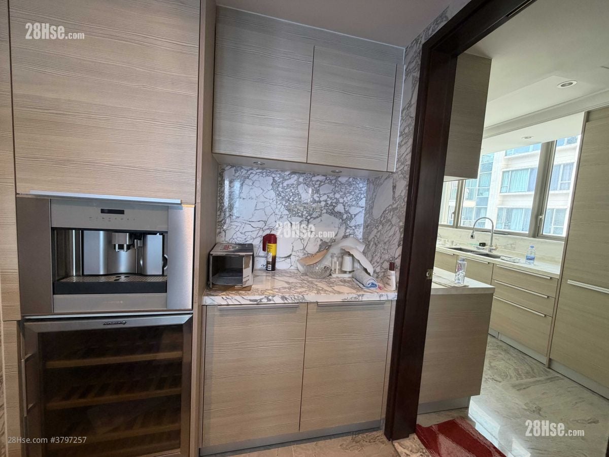 Mayfair By The Sea Sell 4 Bedrooms 1,774 ft²