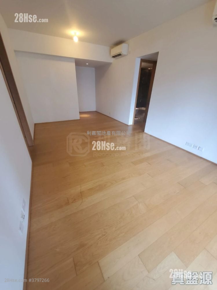 殷然 售盘 2 房 , 2 浴室 922 平方尺