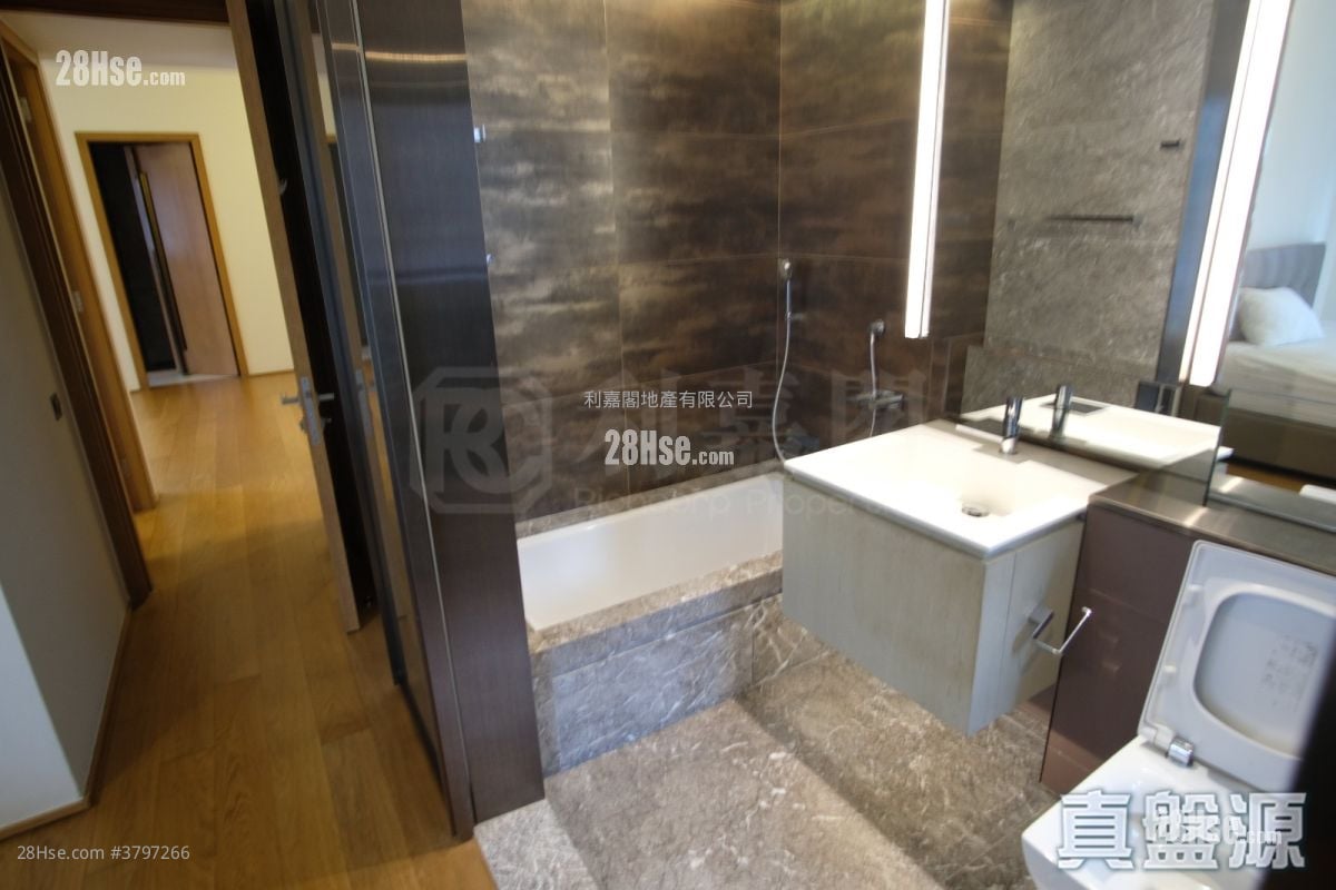 殷然 售盘 2 房 , 2 浴室 922 平方尺