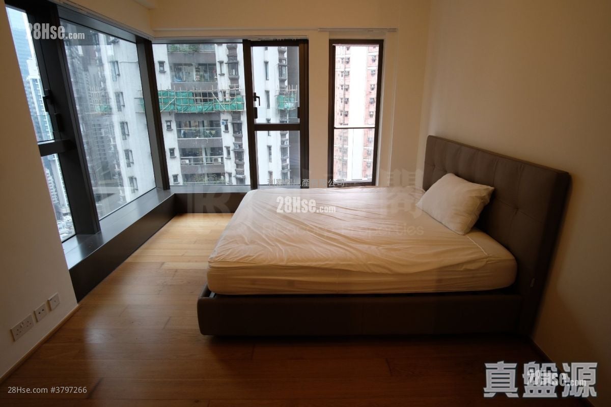 殷然 售盘 2 房 , 2 浴室 922 平方尺