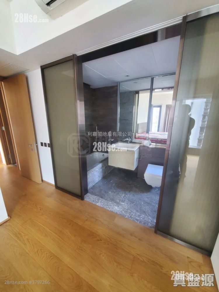 殷然 售盘 2 房 , 2 浴室 922 平方尺