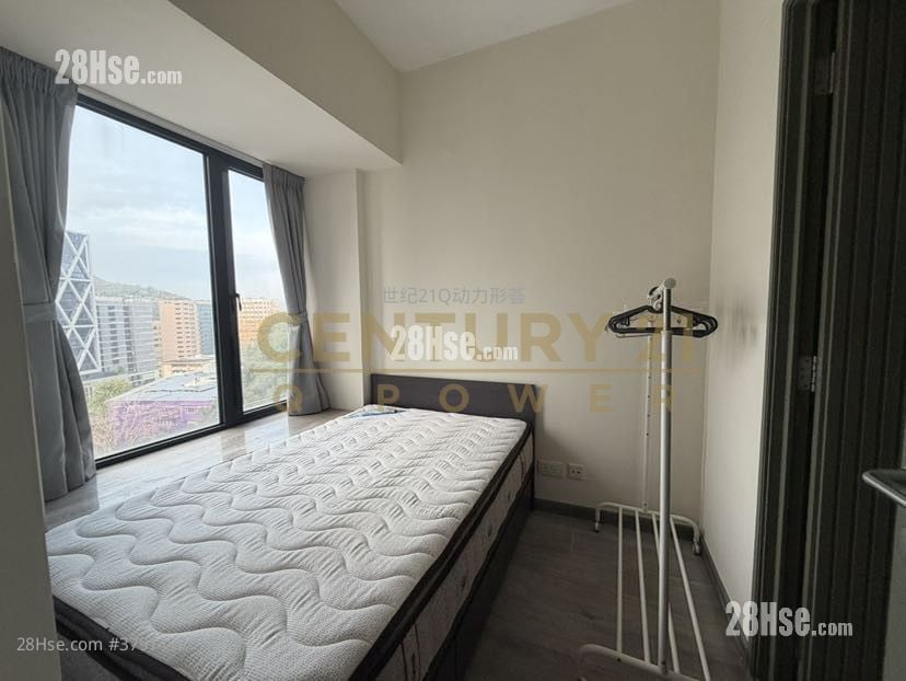 远晴 租盘 开放式间隔 , 1 浴室 275 平方尺