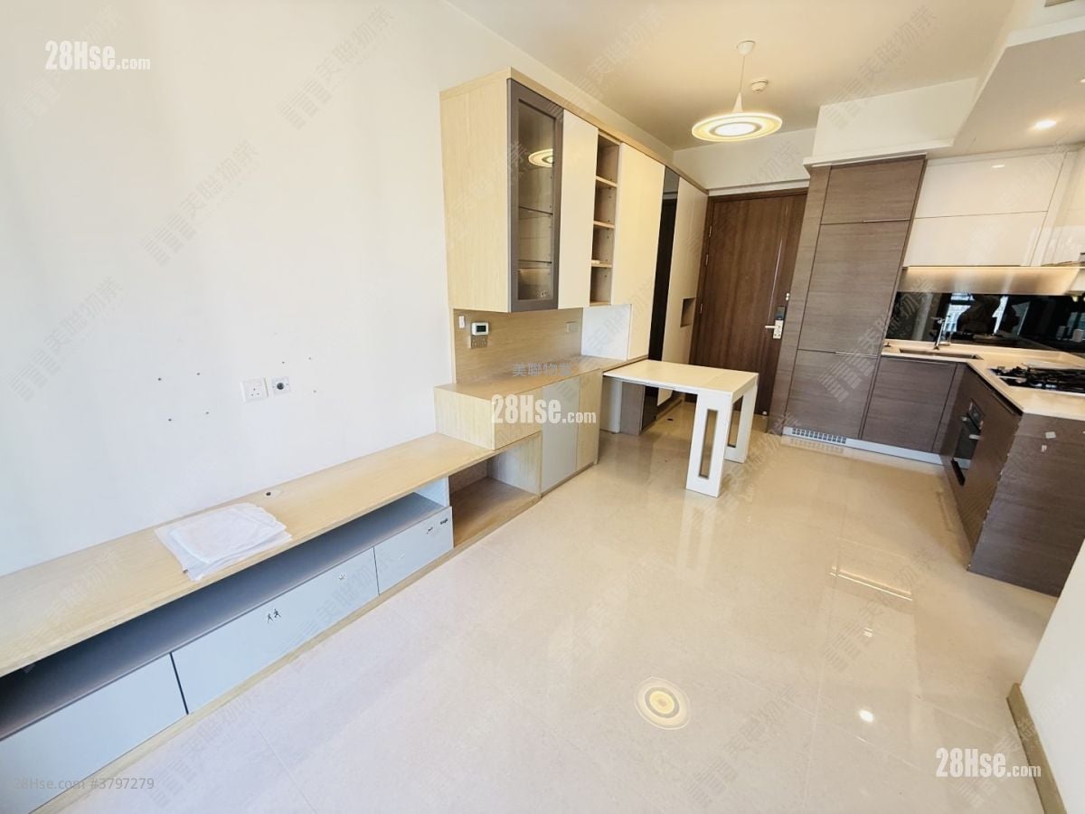 Aurora Rental 2 Bedrooms , 1 Bathroom 444 ft²