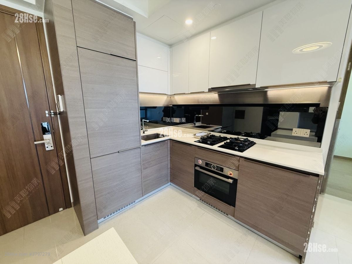 Aurora Rental 2 Bedrooms , 1 Bathroom 444 ft²