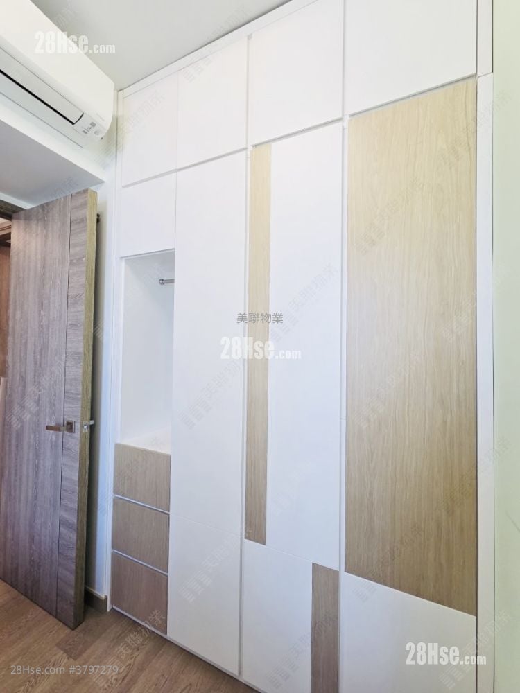 Aurora Rental 2 Bedrooms , 1 Bathroom 444 ft²