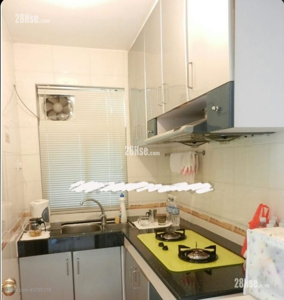 Village Rental 2 Bedrooms , 2 Bathrooms 700 ft²