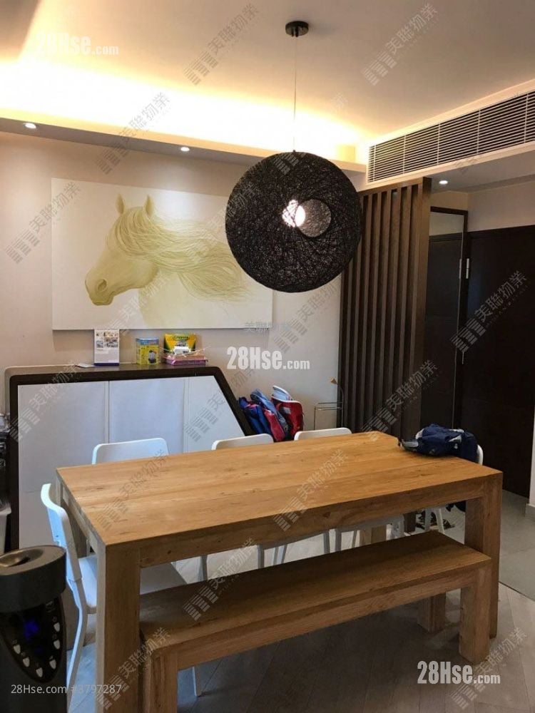 Royal Ascot Sell 3 Bedrooms , 3 Bathrooms 1,479 ft²