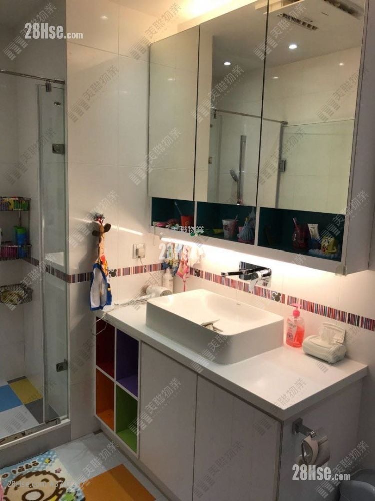 Royal Ascot Sell 3 Bedrooms , 3 Bathrooms 1,479 ft²