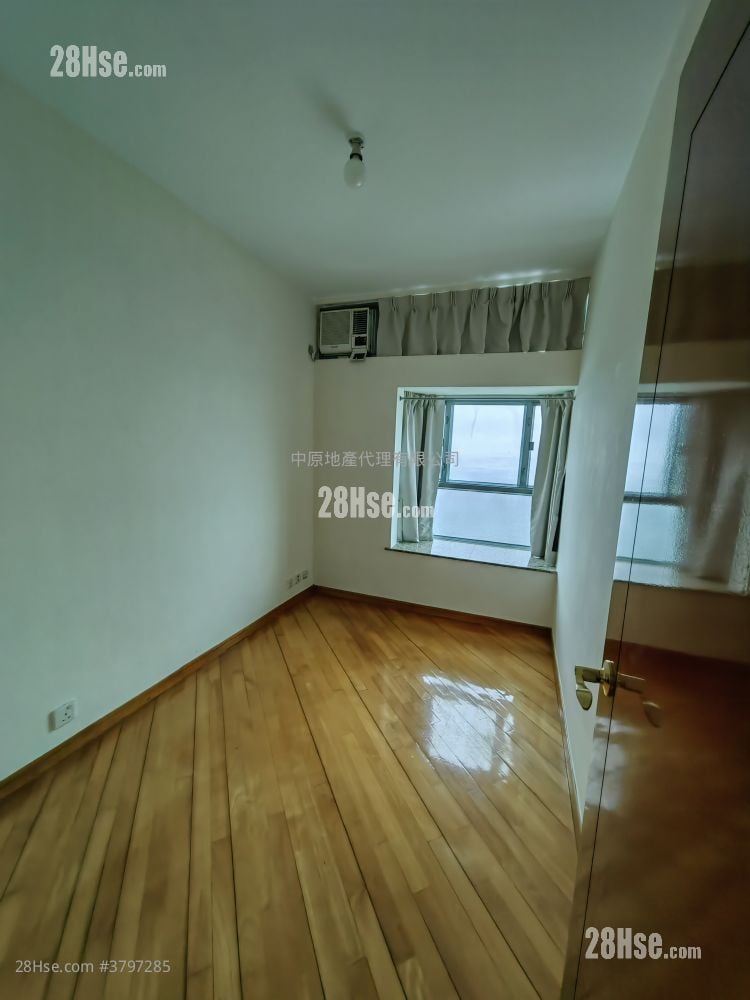 东堤湾畔 售盘 3 房 813 平方尺