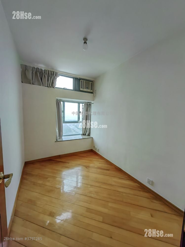 东堤湾畔 售盘 3 房 813 平方尺