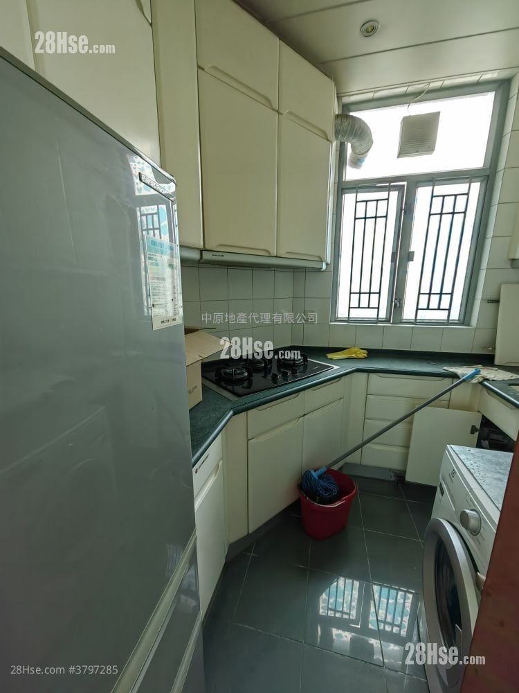 东堤湾畔 售盘 3 房 813 平方尺