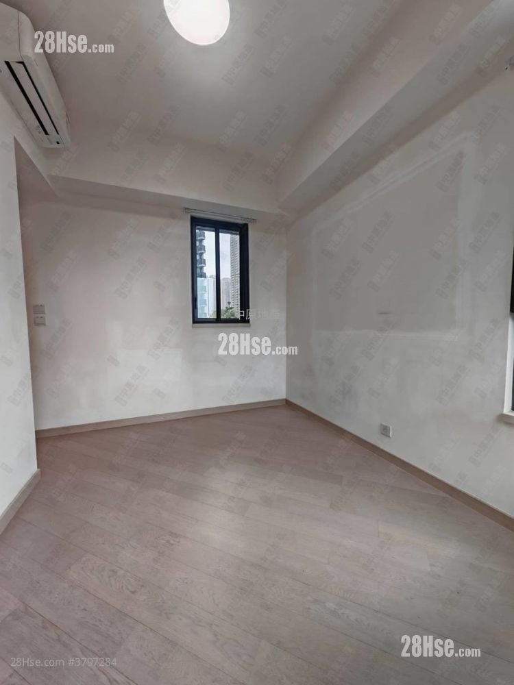 Wetland Seasons Park Sell 4 Bedrooms , 3 Bathrooms 636 ft²