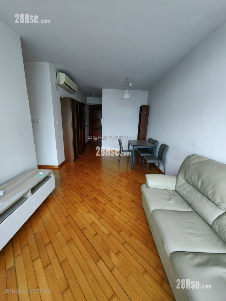 Tung Chung Crescent Sell 2 Bedrooms 527 ft²