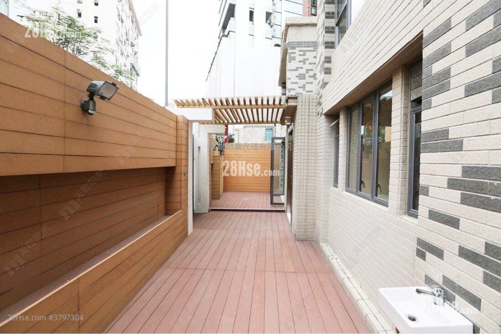 雅阁花园 售盘 3 房 1,244 平方尺