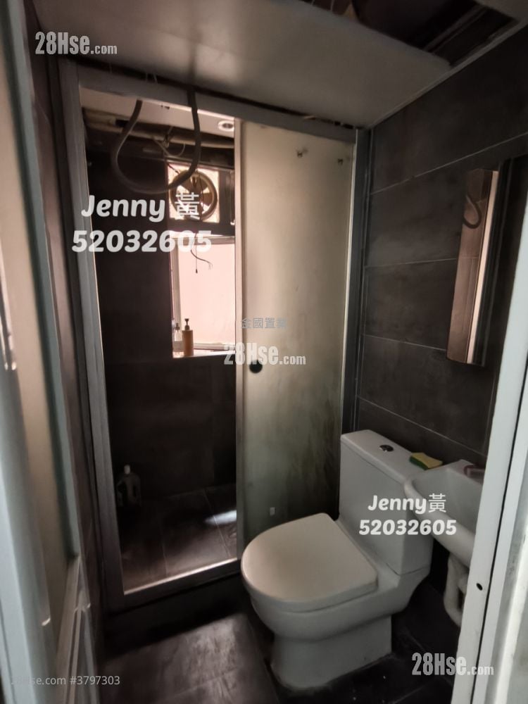 金冠大厦 租盘 4 房 , 2 浴室 644 平方尺