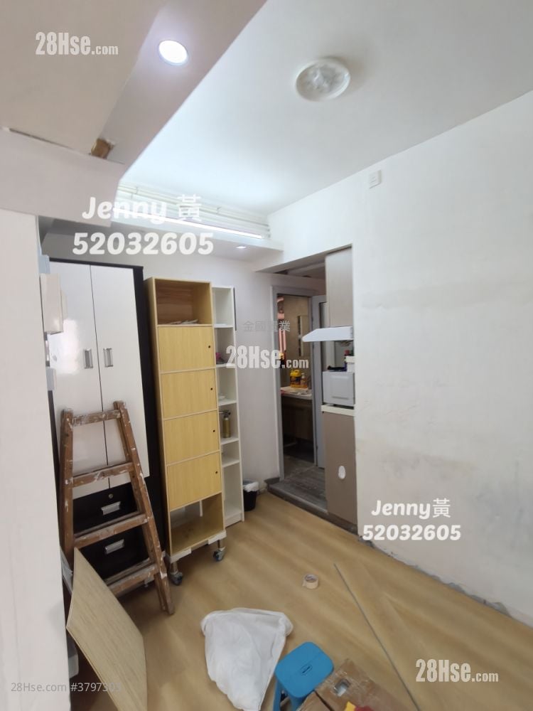 金冠大厦 租盘 4 房 , 2 浴室 644 平方尺