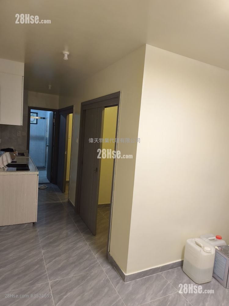 Village Sell 2 Bedrooms , 1 Bathroom 360 ft²