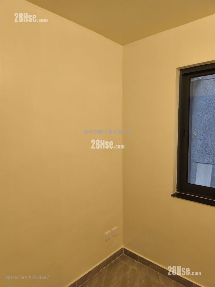 Village Sell 2 Bedrooms , 1 Bathroom 360 ft²