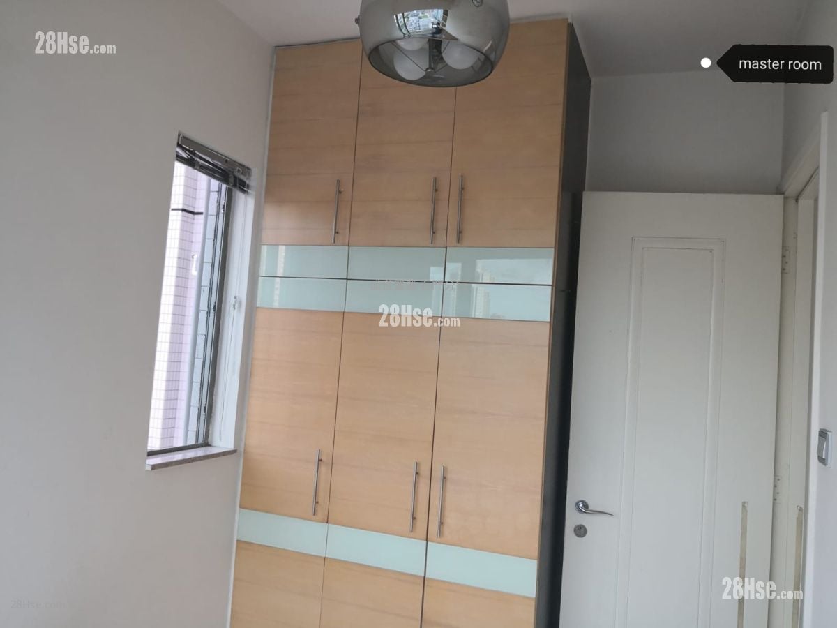 Sausalito Sell 2 Bedrooms , 1 Bathroom 496 ft²