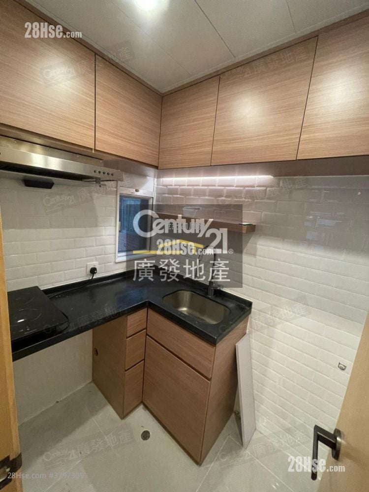 单幢楼房 租盘 1 房 , 1 浴室 230 平方尺