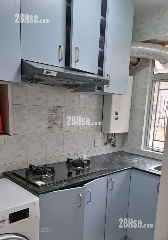 Wah Yu Court Rental 2 Bedrooms , 1 Bathroom 398 ft²
