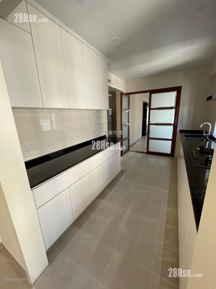 The Dahfuldy Rental 4 Bedrooms , 3 Bathrooms 1,514 ft²