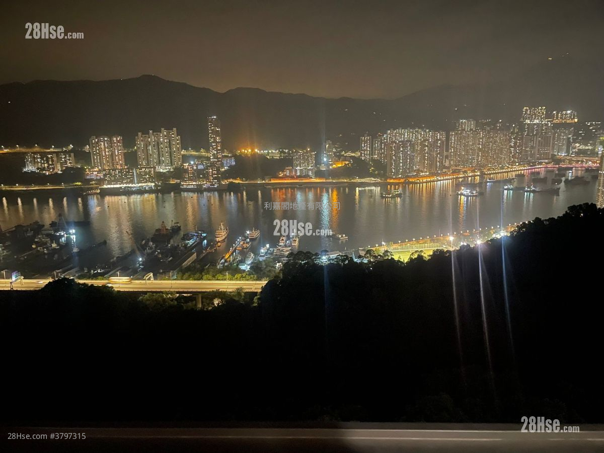 The Met.azure Rental Studio , 1 Bathroom 203 ft²