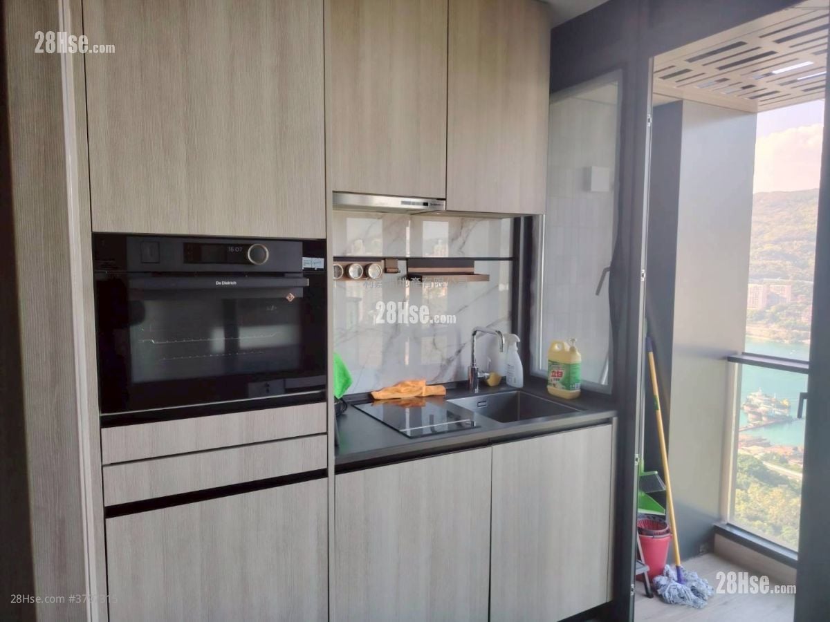 The Met.azure Rental Studio , 1 Bathroom 203 ft²