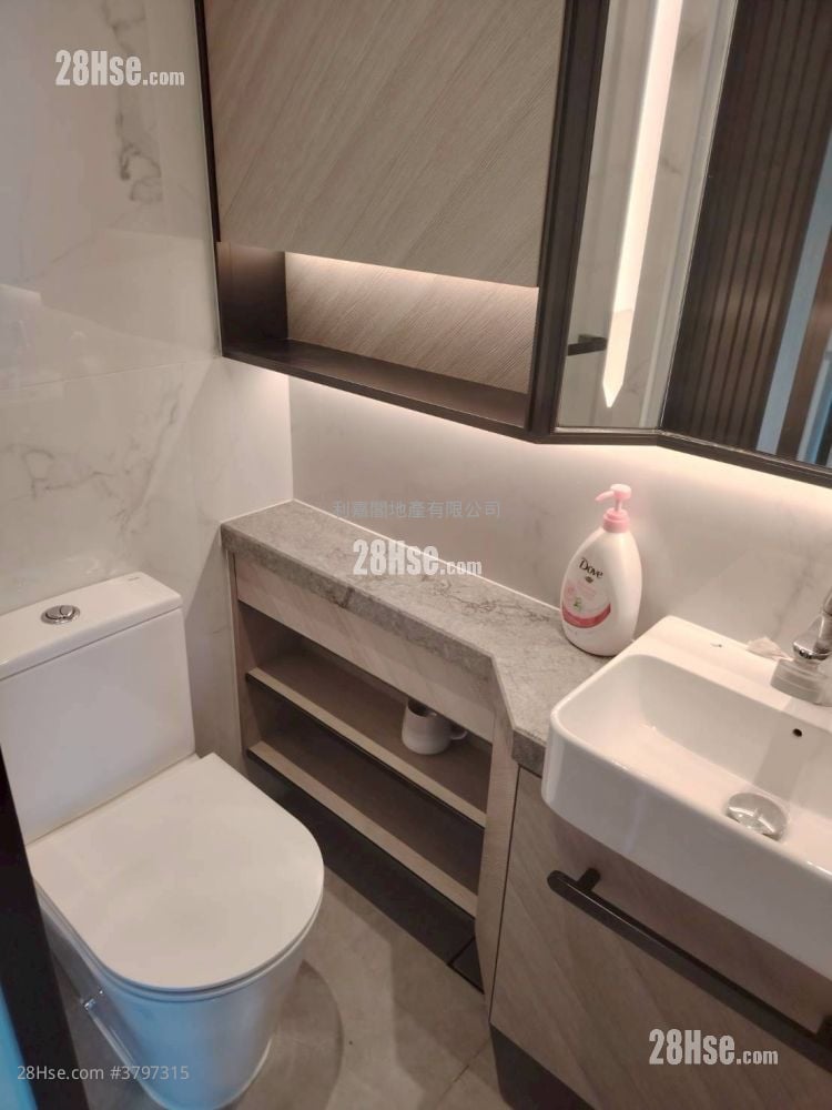 The Met.azure Rental Studio , 1 Bathroom 203 ft²