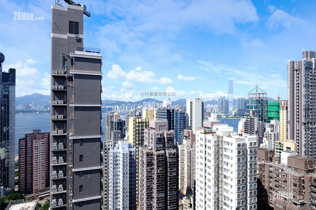 View: High Park 99 Rental 3 Bedrooms , 2 Bathrooms 610 ft²