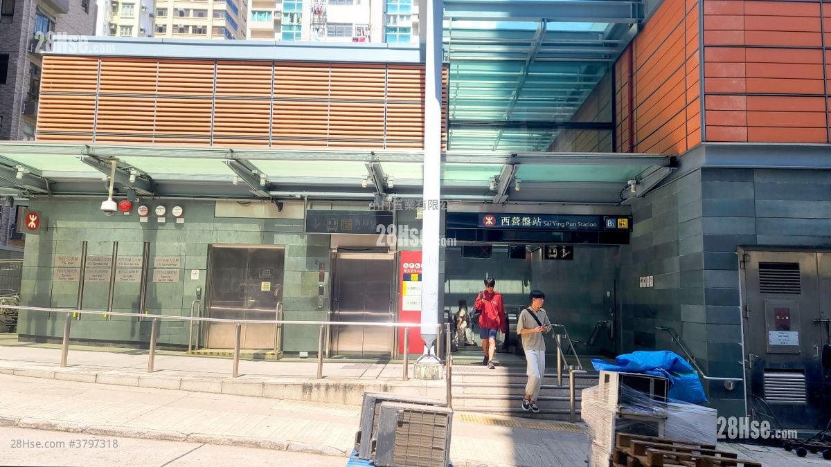 main door: High Park 99 Rental 3 Bedrooms , 2 Bathrooms 610 ft²