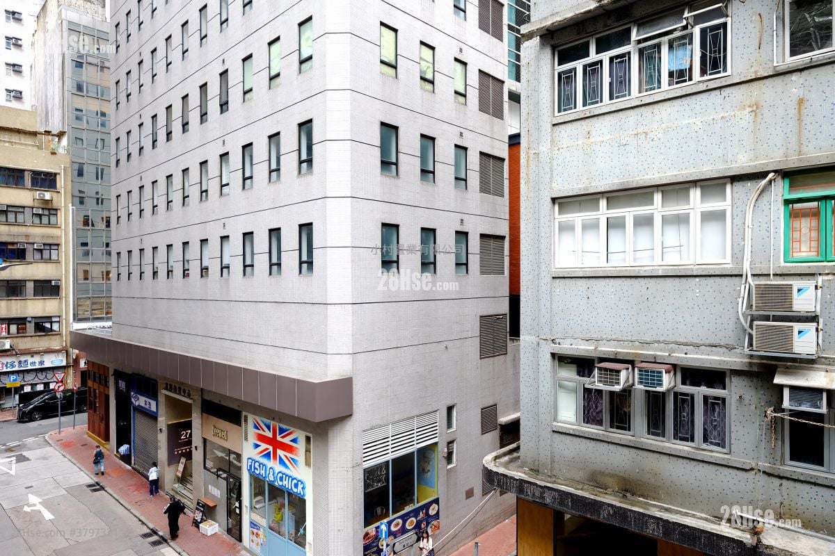 View: 18-20 Hillier Street Rental 2 Bedrooms , 1 Bathroom 543 ft²