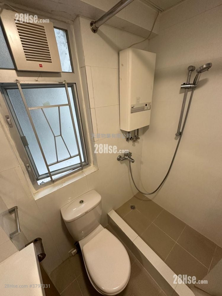 伟恒昌新村 售盘 2 房 , 1 浴室 336 平方尺